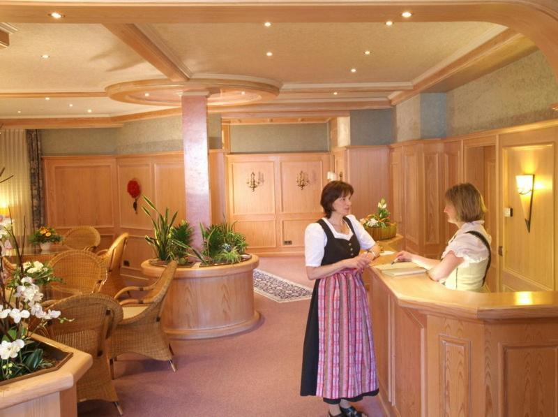 Hotel Garni Cafe Schacher Oberwolfach المظهر الخارجي الصورة