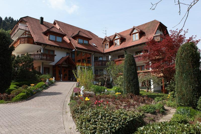 Hotel Garni Cafe Schacher Oberwolfach المظهر الخارجي الصورة
